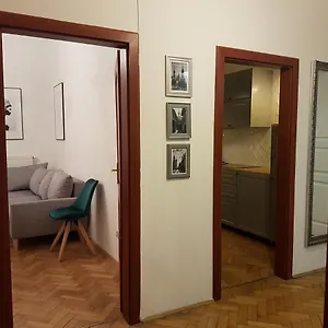 Zakamarki , Cracovia Polonia